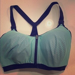 VS Sports Bra